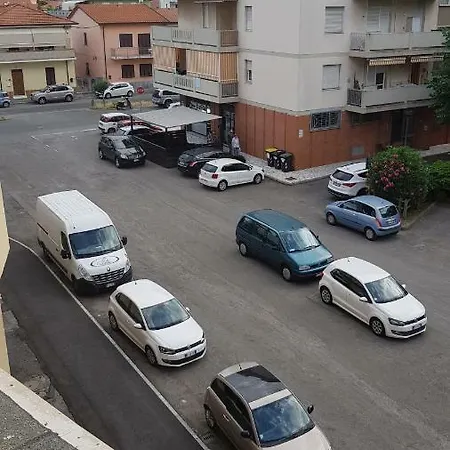 Casa Titty شقة مارينا دي كارّارا