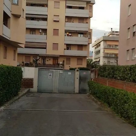شقة Casa Titty مارينا دي كارّارا