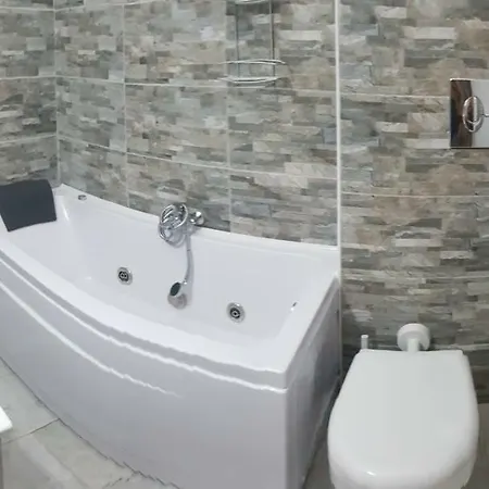 Casa Titty