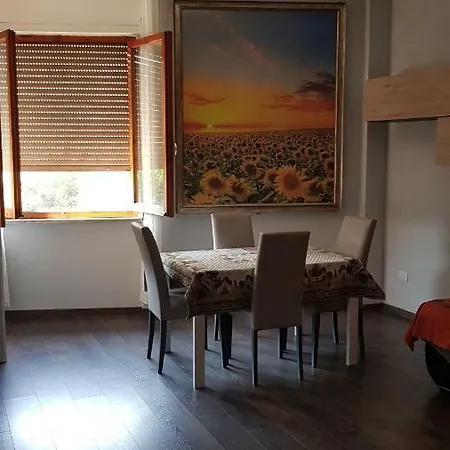 Casa Titty شقة مارينا دي كارّارا